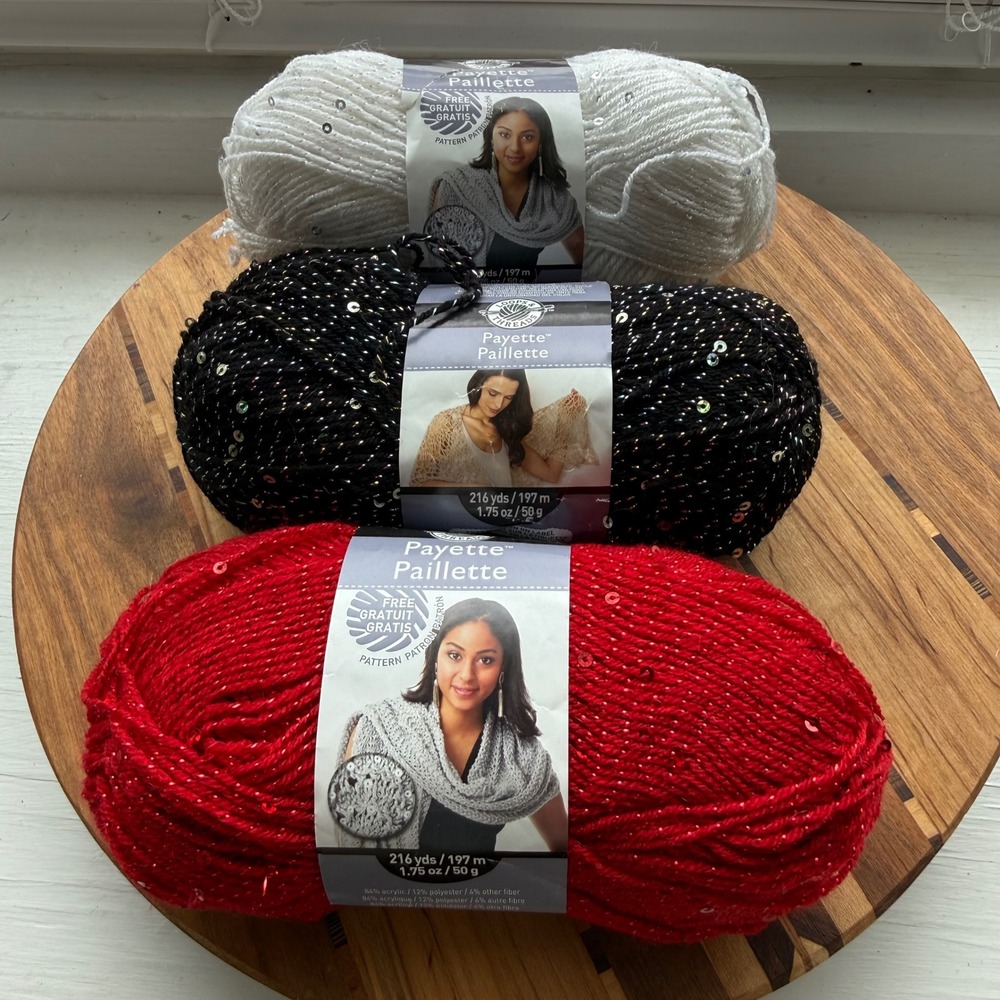 Loops & Threads Payette Paillette Yarn 3 Skeins Red Black White Sequins 216yd
